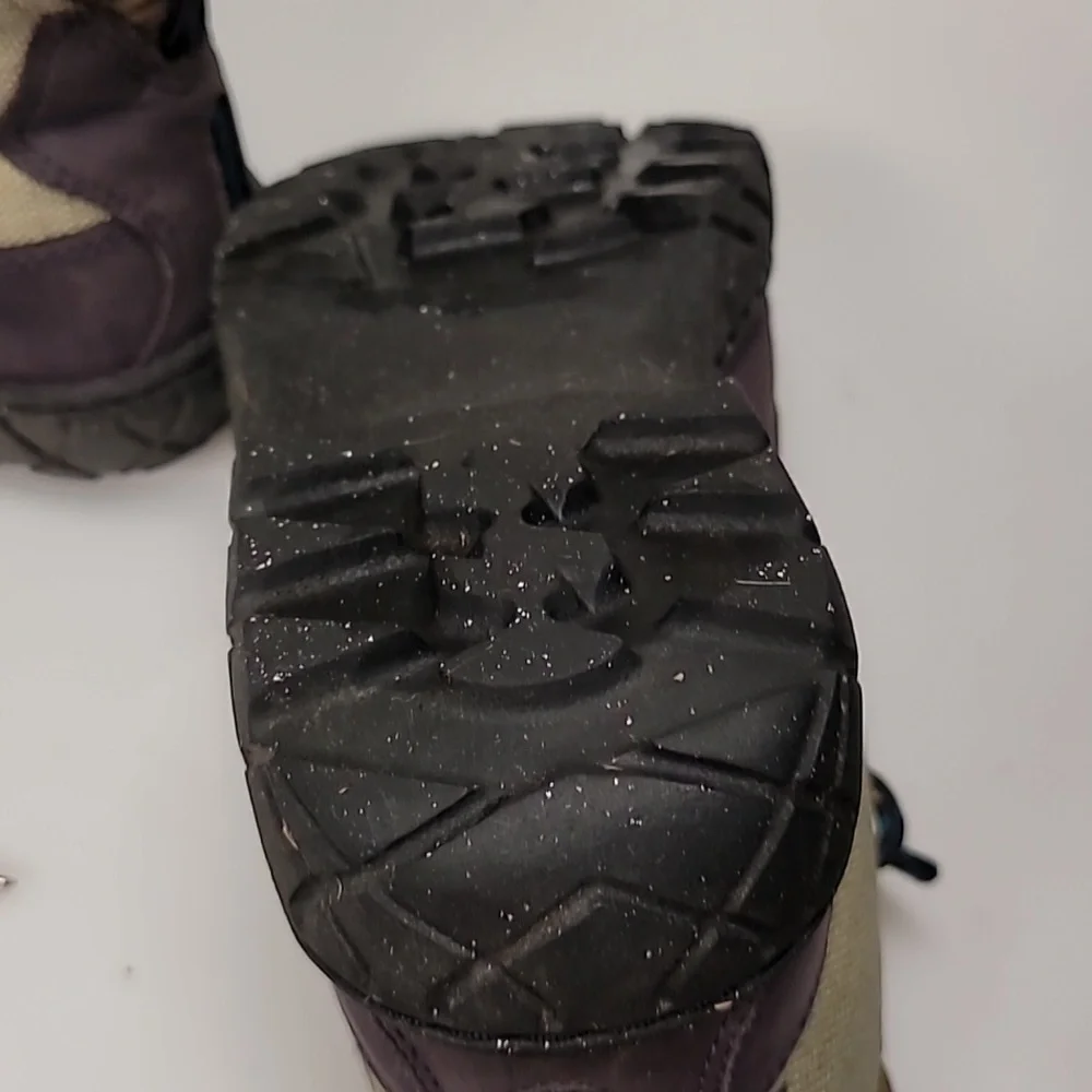 Nike ACG Rare Vintage90's Suede LaceUpHiking BootsOutdoor grape 7.5 sz like new! - Picture 10 of 11